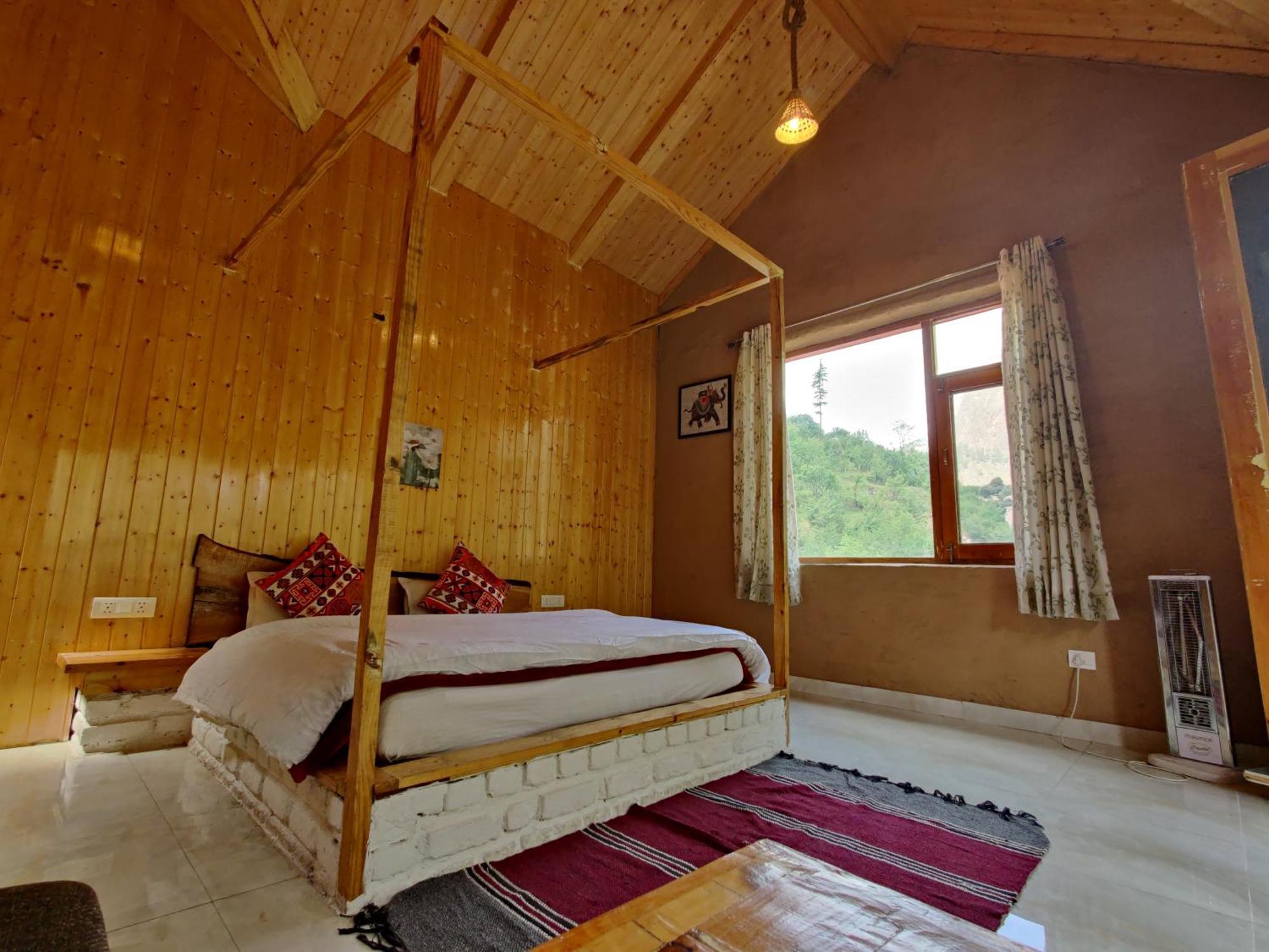 Offbeat Abodes - Tirthan Valley Banjar ภายนอก รูปภาพ