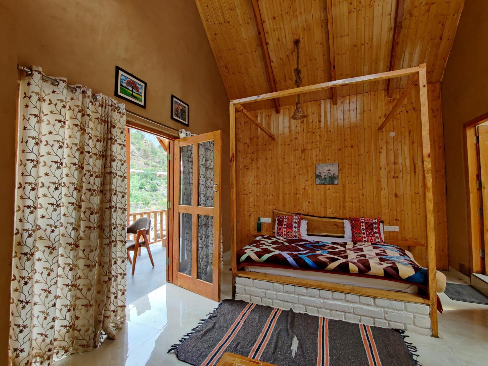 Offbeat Abodes - Tirthan Valley Banjar ภายนอก รูปภาพ